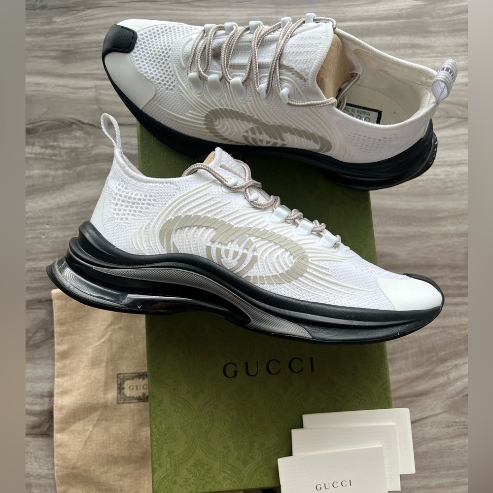 GUCCI Runner Sneaker WORN ONCE Size 8.5 Men’s/ 10 Women’s (EU 40.5)